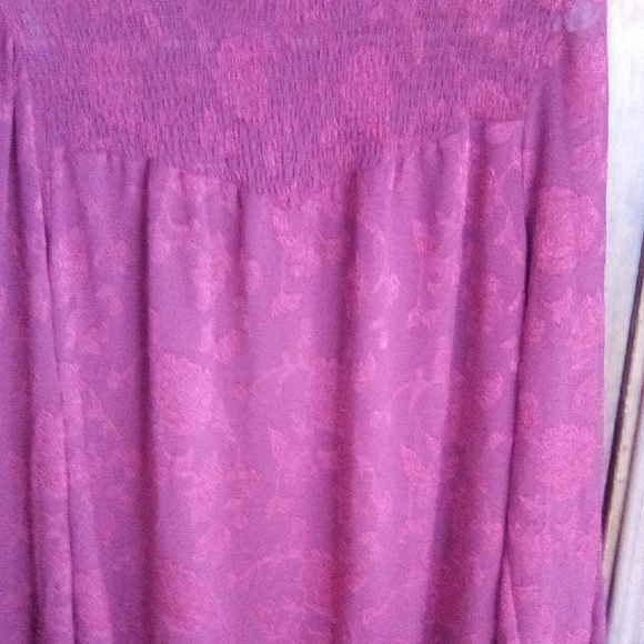 Elegant Pink Blouse - Picture 5 of 12